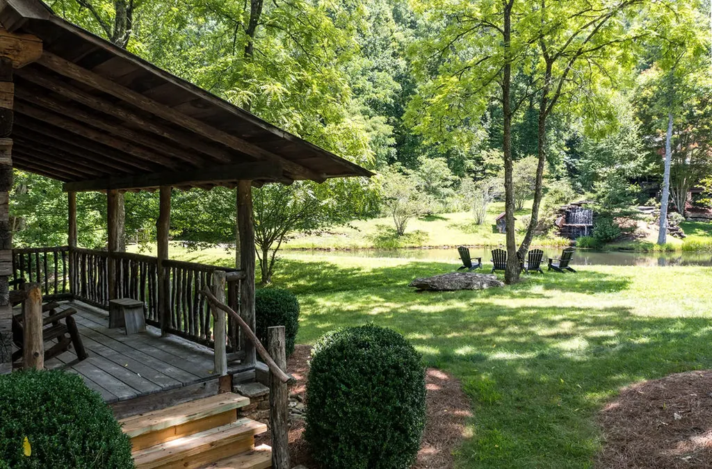 509 Pasture Road Glenville NC 28736