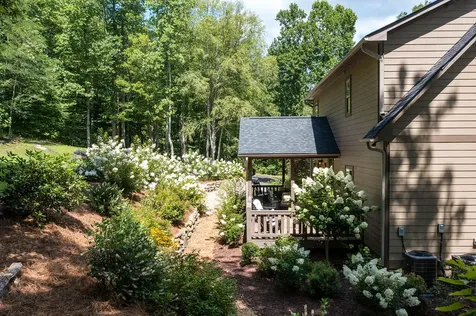 509 Pasture Road Glenville NC 28736