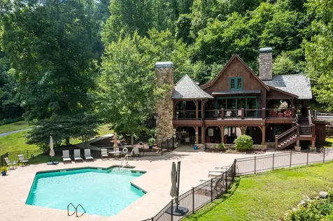 509 Pasture Road Glenville NC 28736