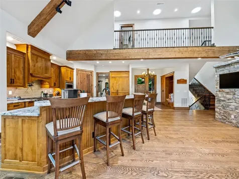 64 Bee Tree Way Lake Toxaway NC 28747