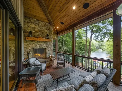 64 Bee Tree Way Lake Toxaway NC 28747