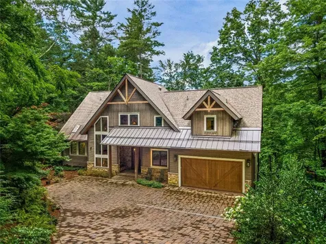 64 Bee Tree Way Lake Toxaway NC 28747