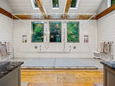 64 Bee Tree Way Lake Toxaway NC 28747