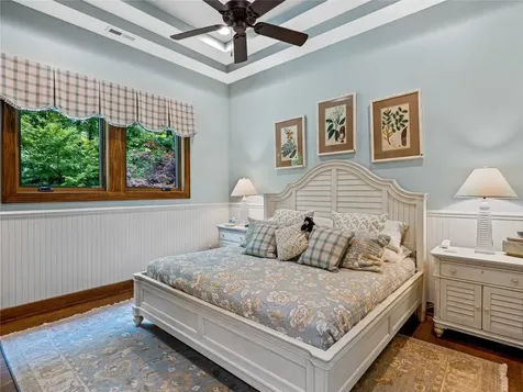 64 Bee Tree Way Lake Toxaway NC 28747