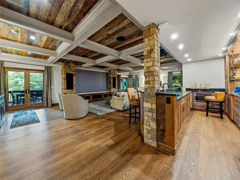 64 Bee Tree Way Lake Toxaway NC 28747