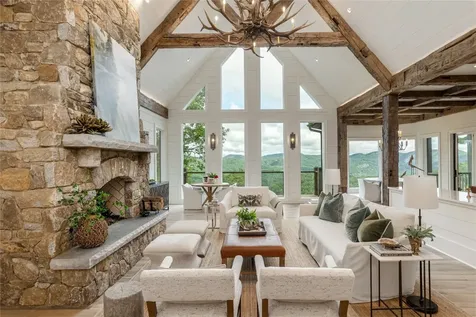 726 E Ridge Road Cashiers NC 28717