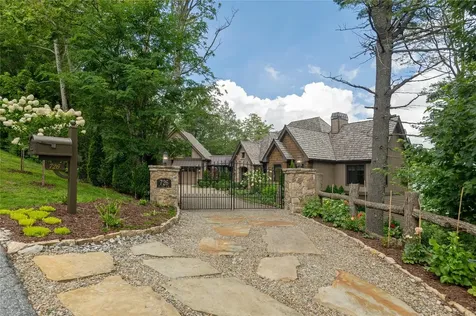726 E Ridge Road Cashiers NC 28717