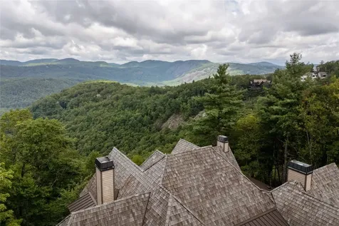 726 E Ridge Road Cashiers NC 28717
