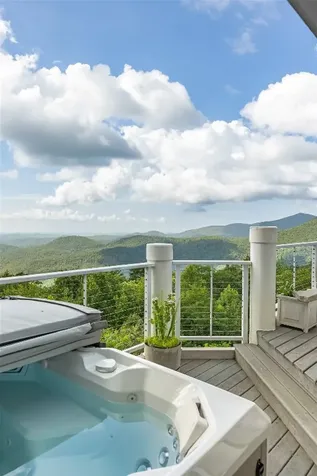 4594 Dillard Road Highlands NC 28741