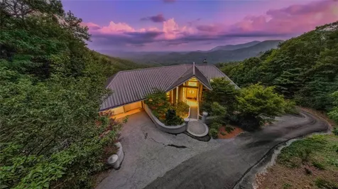 4594 Dillard Road Highlands NC 28741