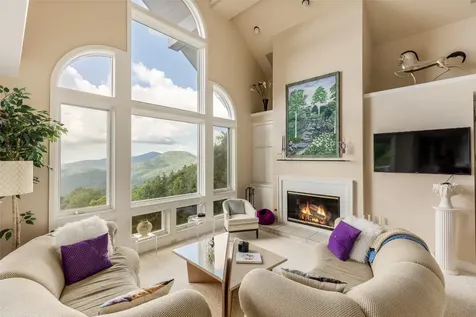 4594 Dillard Road Highlands NC 28741