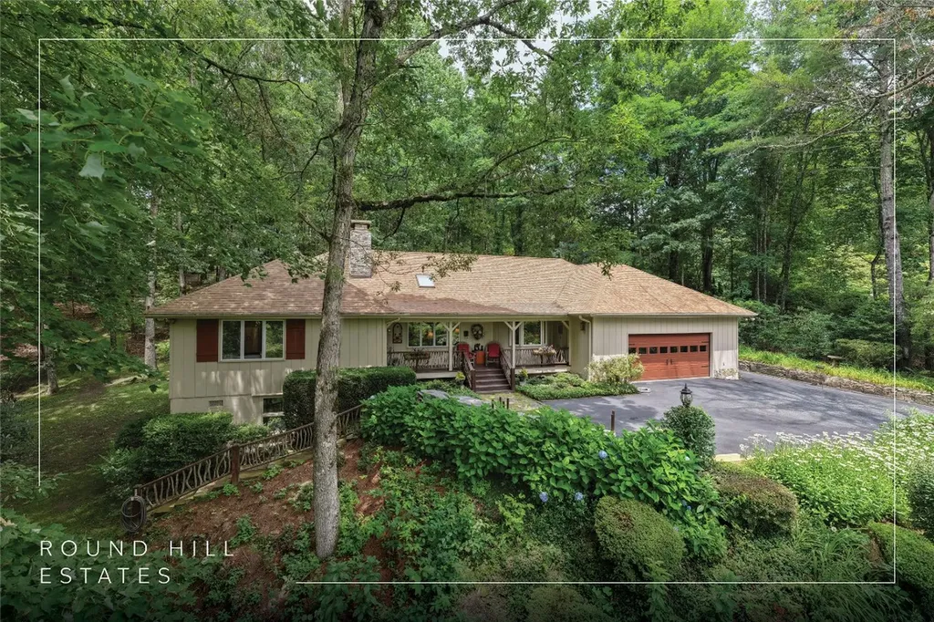 333 Round Hill Road Sapphire NC 28774