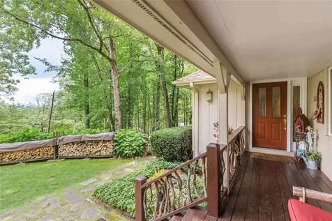 333 Round Hill Road Sapphire NC 28774