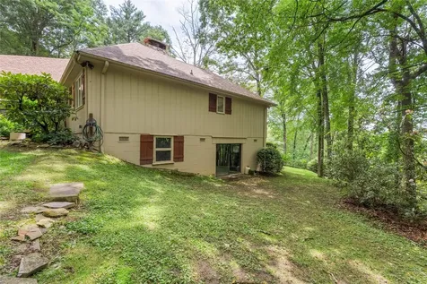 333 Round Hill Road Sapphire NC 28774