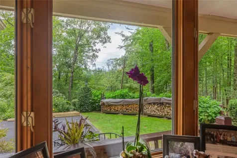 333 Round Hill Road Sapphire NC 28774