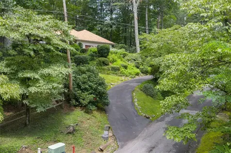 333 Round Hill Road Sapphire NC 28774