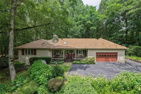 333 Round Hill Road Sapphire NC 28774