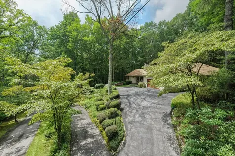 333 Round Hill Road Sapphire NC 28774