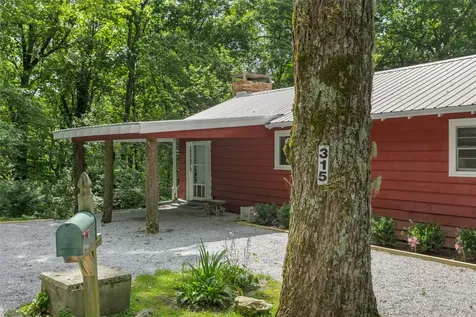315 Rolling Acres Drive Highlands NC 28741