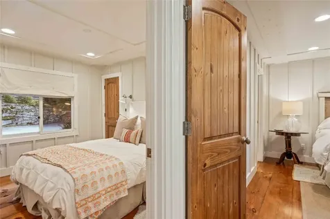 35 Bustle Lane Cashiers NC 28717