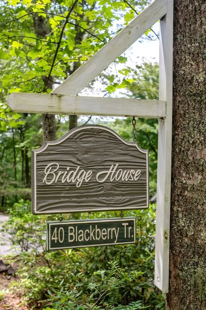 40 Blackberry Trail Sapphire NC 28774