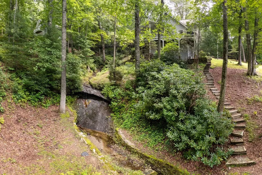 40 Blackberry Trail Sapphire NC 28774