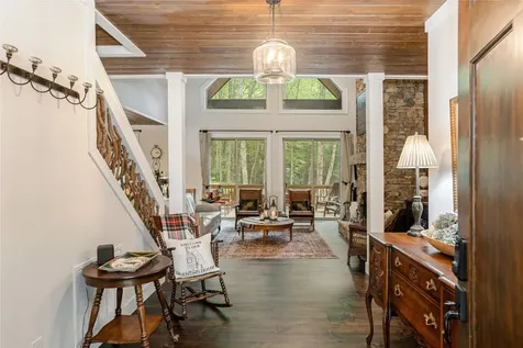 1582 New Settler's Way Glenville NC 28736