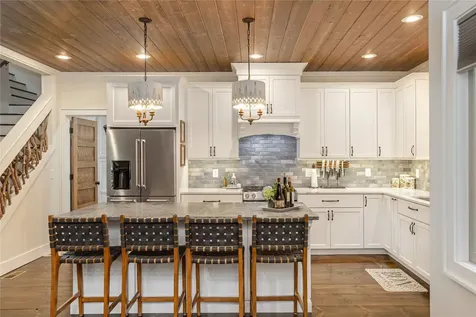 1582 New Settler's Way Glenville NC 28736