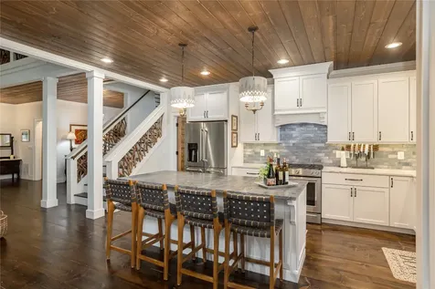 1582 New Settler's Way Glenville NC 28736