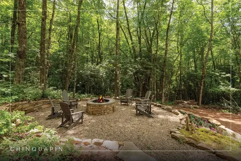 1582 New Settler's Way Glenville NC 28736