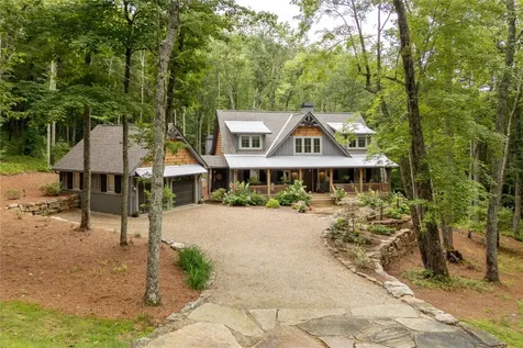 1582 New Settler's Way Glenville NC 28736