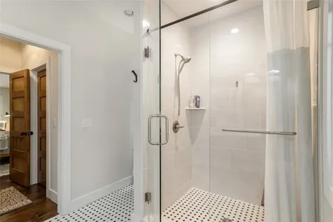 1582 New Settler's Way Glenville NC 28736