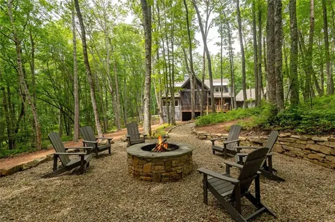 1582 New Settler's Way Glenville NC 28736