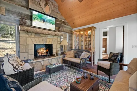 95 Mill Creek Lane Highlands NC 28741