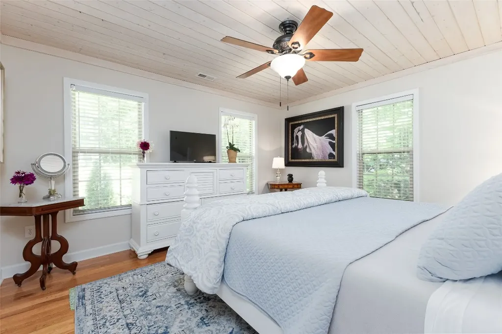 2178 Black Oak Drive Sapphire NC 28774