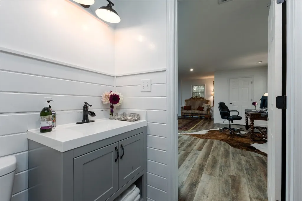 2178 Black Oak Drive Sapphire NC 28774