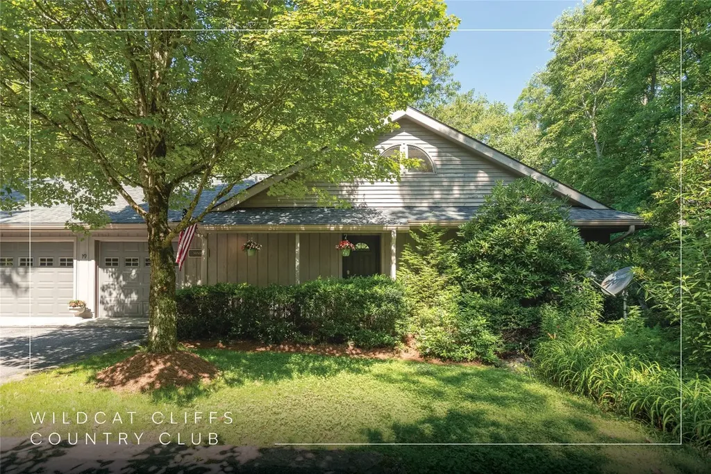 19 Whiteside Mountain Road Highlands NC 28741