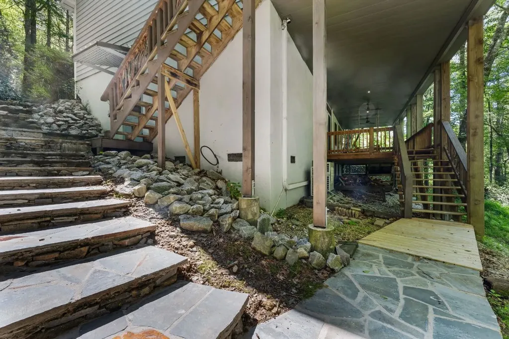 2092 W Christy Trail Sapphire NC 28774