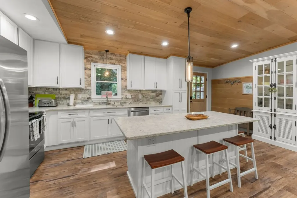 2092 W Christy Trail Sapphire NC 28774