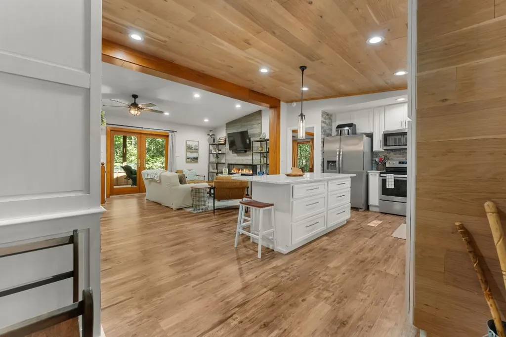 2092 W Christy Trail Sapphire NC 28774