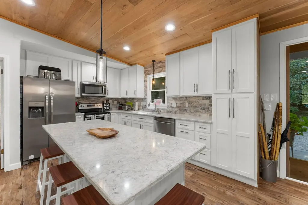 2092 W Christy Trail Sapphire NC 28774