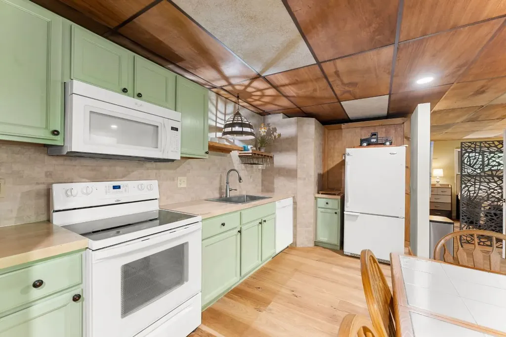 2092 W Christy Trail Sapphire NC 28774