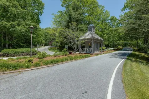 79 Rexwood Lane Sapphire NC 28774