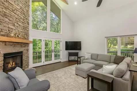 19-B Whiteside Mountain Road Highlands NC 28741