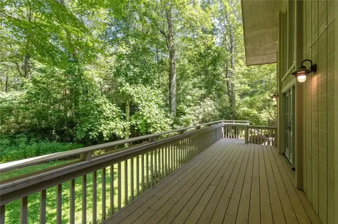 19-B Whiteside Mountain Road Highlands NC 28741