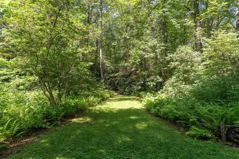 19-B Whiteside Mountain Road Highlands NC 28741