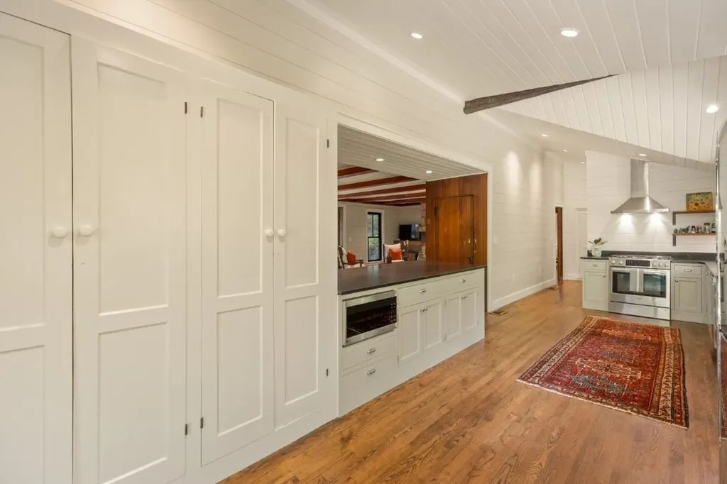 1177 Hicks Road Highlands NC 28741