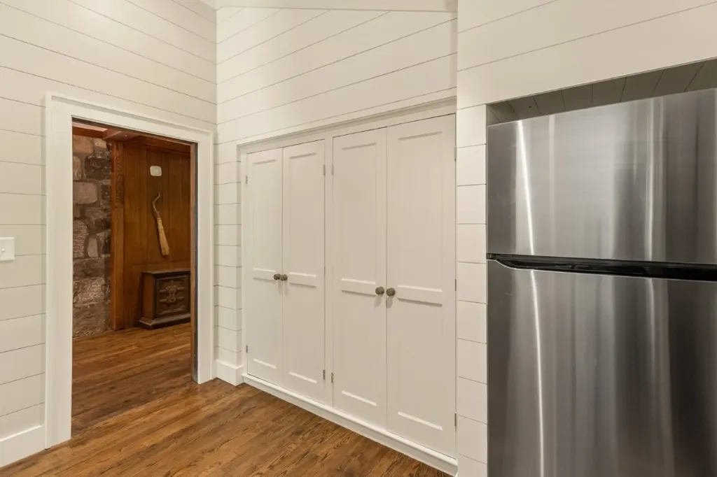 1177 Hicks Road Highlands NC 28741