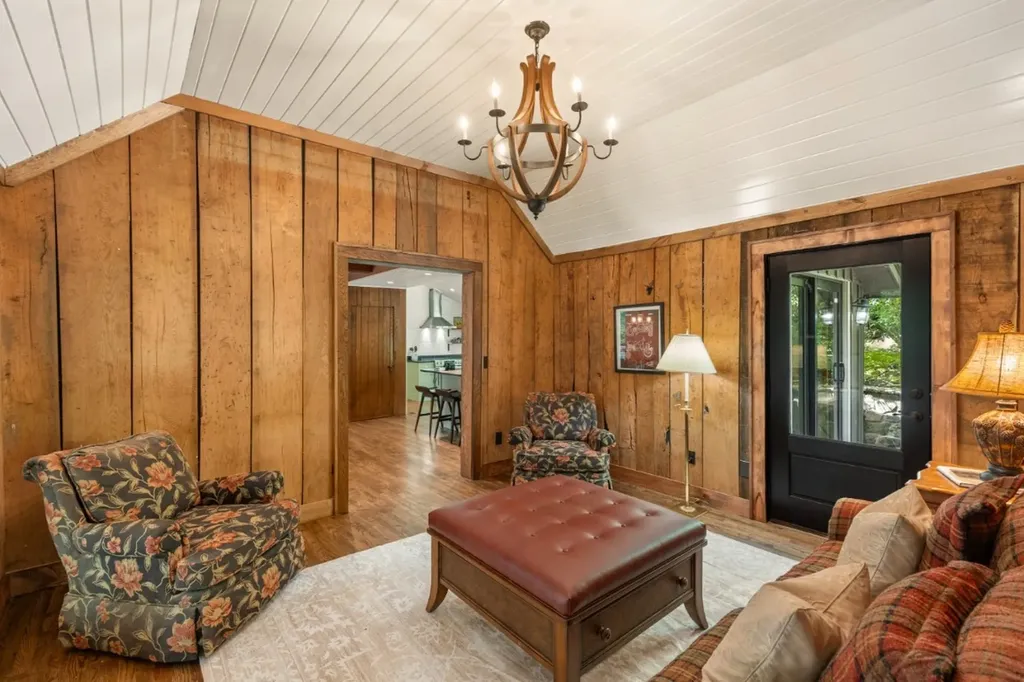 1177 Hicks Road Highlands NC 28741