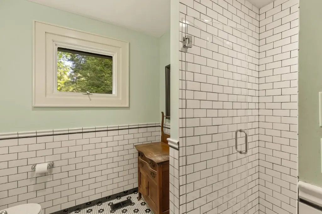 1177 Hicks Road Highlands NC 28741